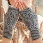 Marcelli Cable Wrist Warmers