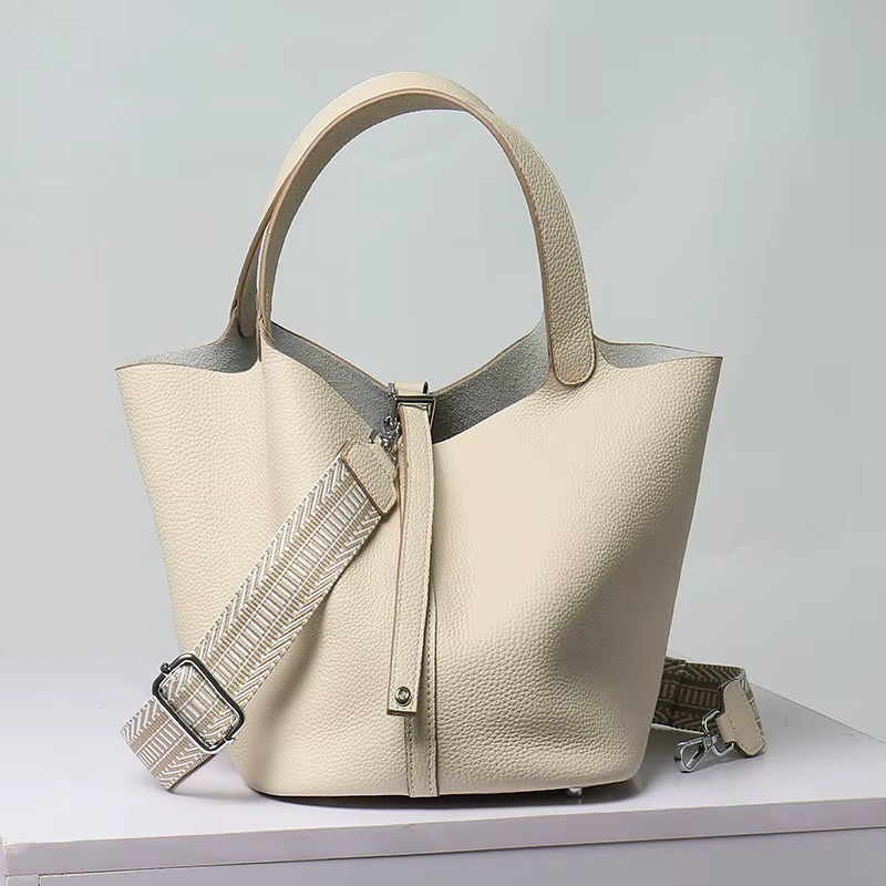 Women’s Elenora Textured Sheepskin Leather Handbag