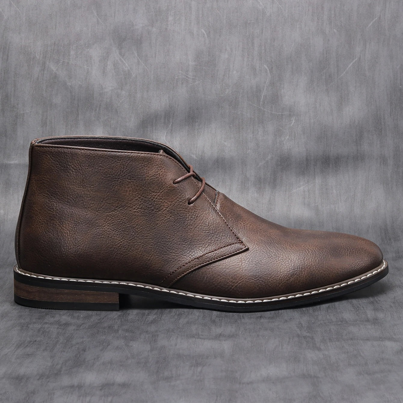 Claybourne Leather Chukka Boots